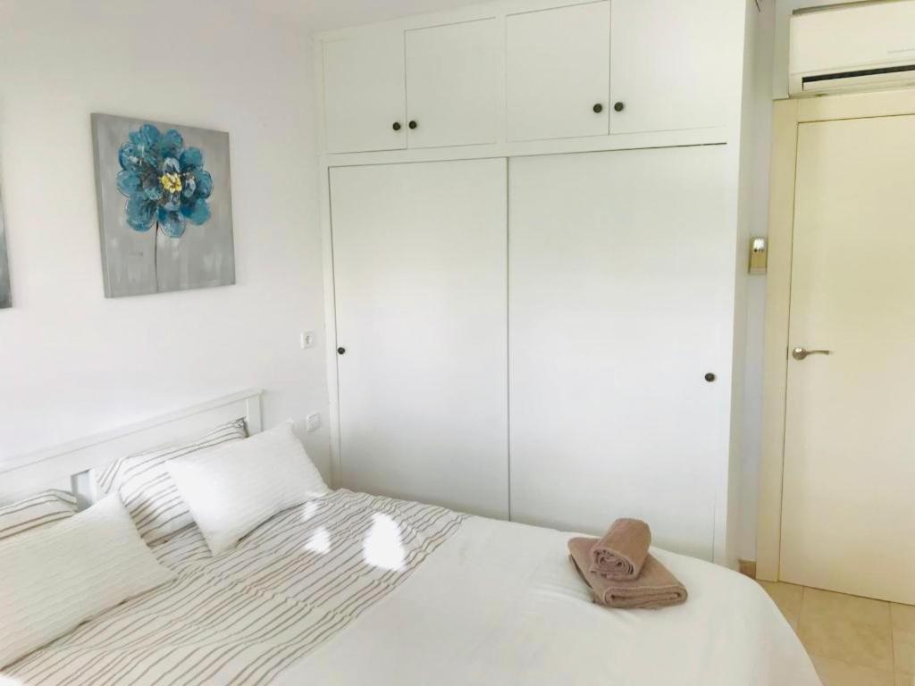 Los Fernandos, 1St Line Beachfront Poniente, 2 Bedroom Apartment Ocean Terrace Benidorm Eksteriør billede