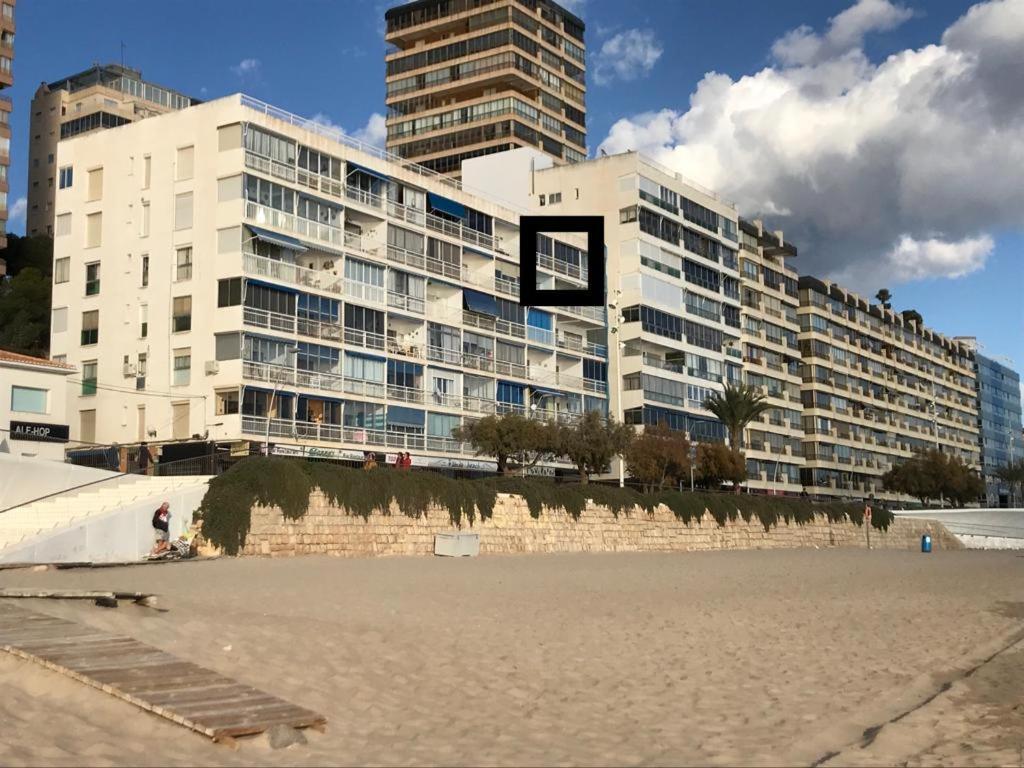 Los Fernandos, 1St Line Beachfront Poniente, 2 Bedroom Apartment Ocean Terrace Benidorm Eksteriør billede