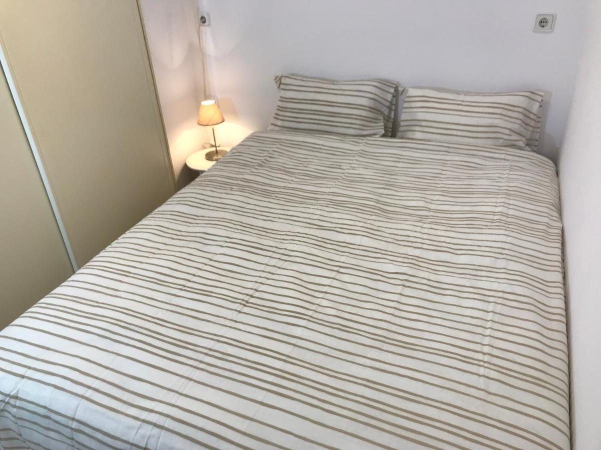 Los Fernandos, 1St Line Beachfront Poniente, 2 Bedroom Apartment Ocean Terrace Benidorm Eksteriør billede